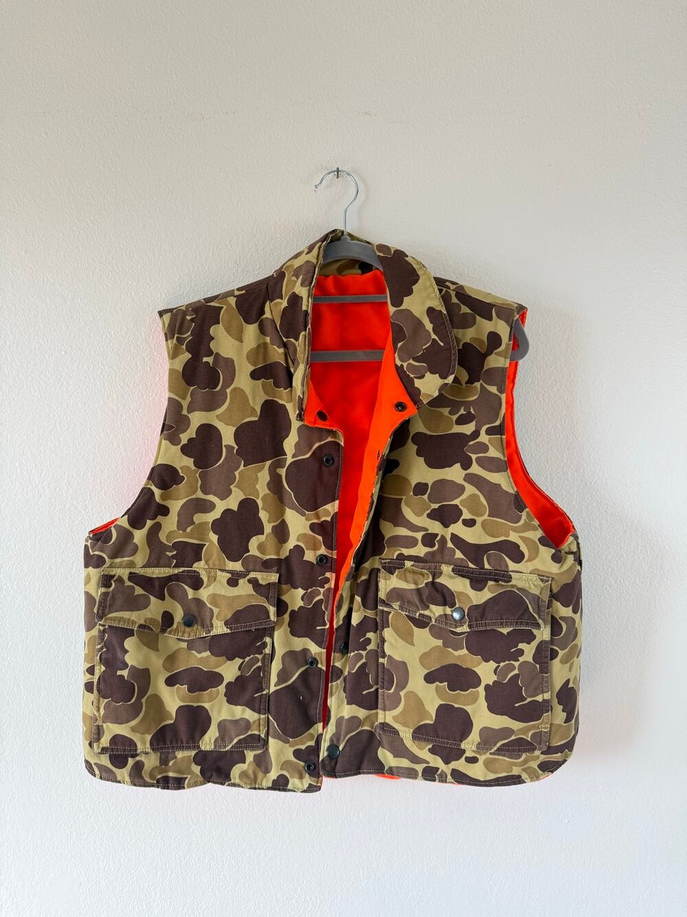 Vintage 80s/90s Avid Outdoors Reversible Puffer Vest Duck Camo Orange Sz L
